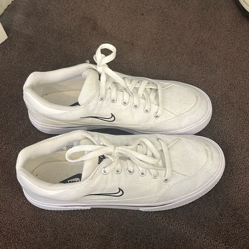 Nike white canvas sneakers size 8